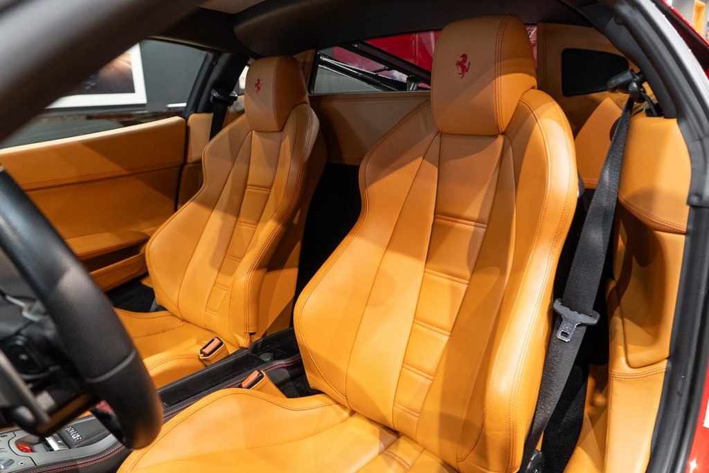 2015 Ferrari 458 Italia Base photo 20