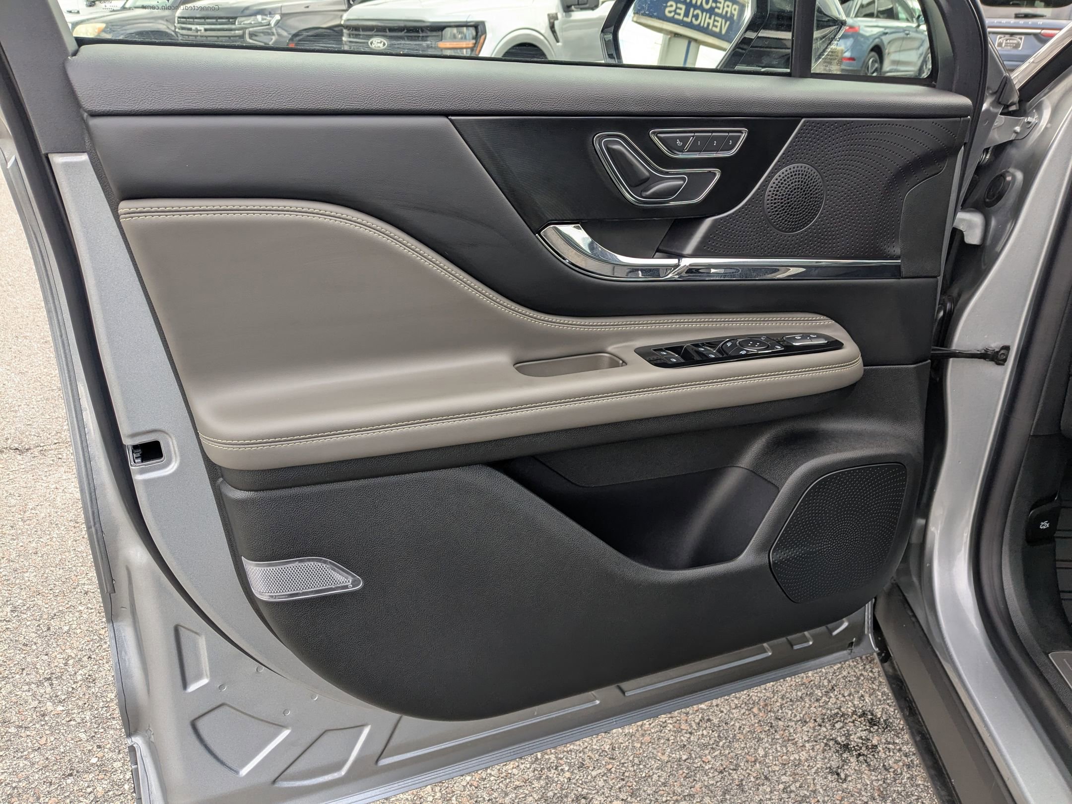 2024 Lincoln Corsair Grand Touring photo 10