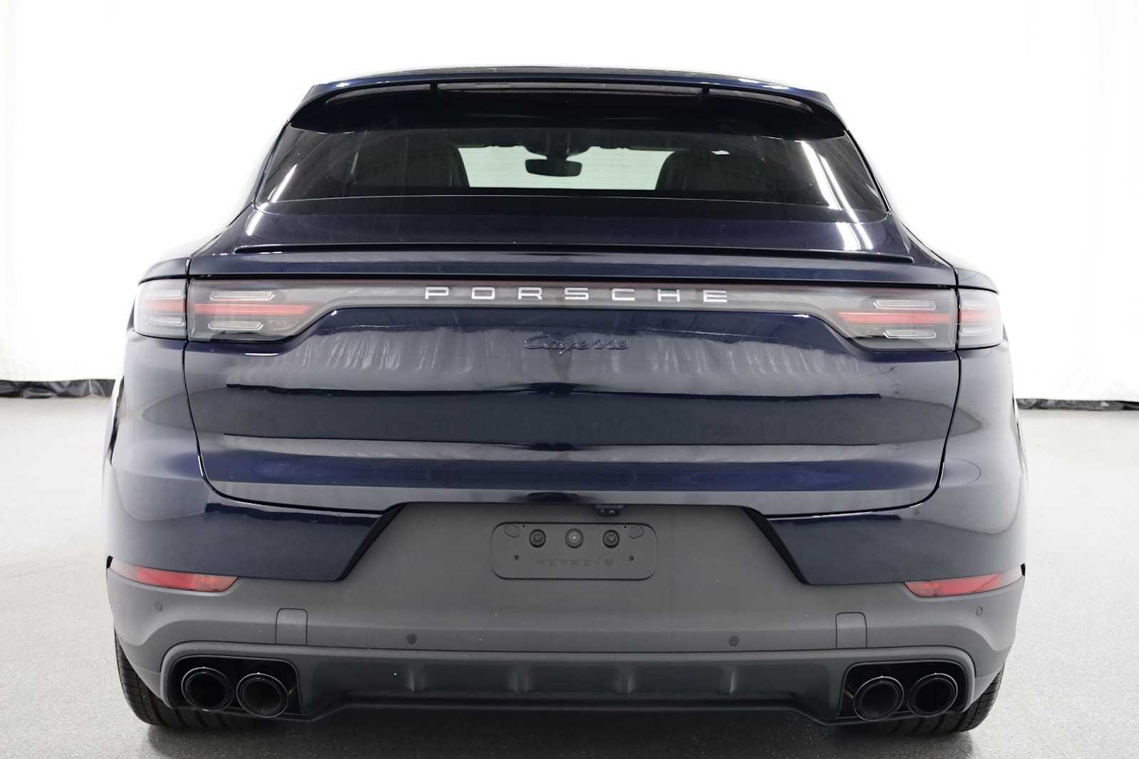 2023 Porsche Cayenne Coupe photo 7
