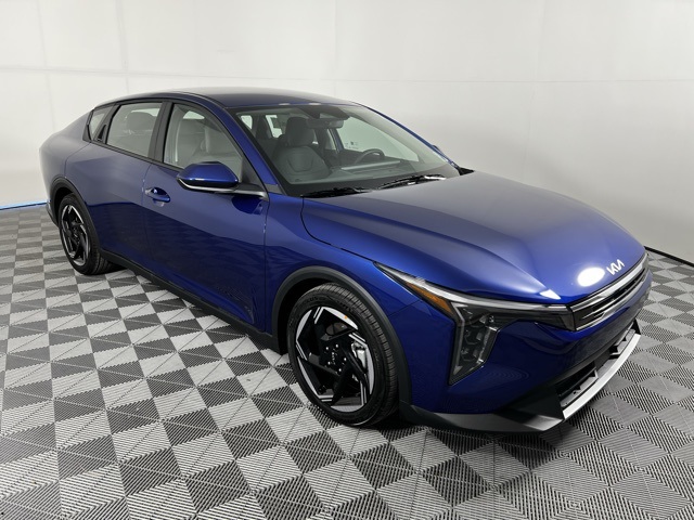 2025 Kia K4 EX's photo