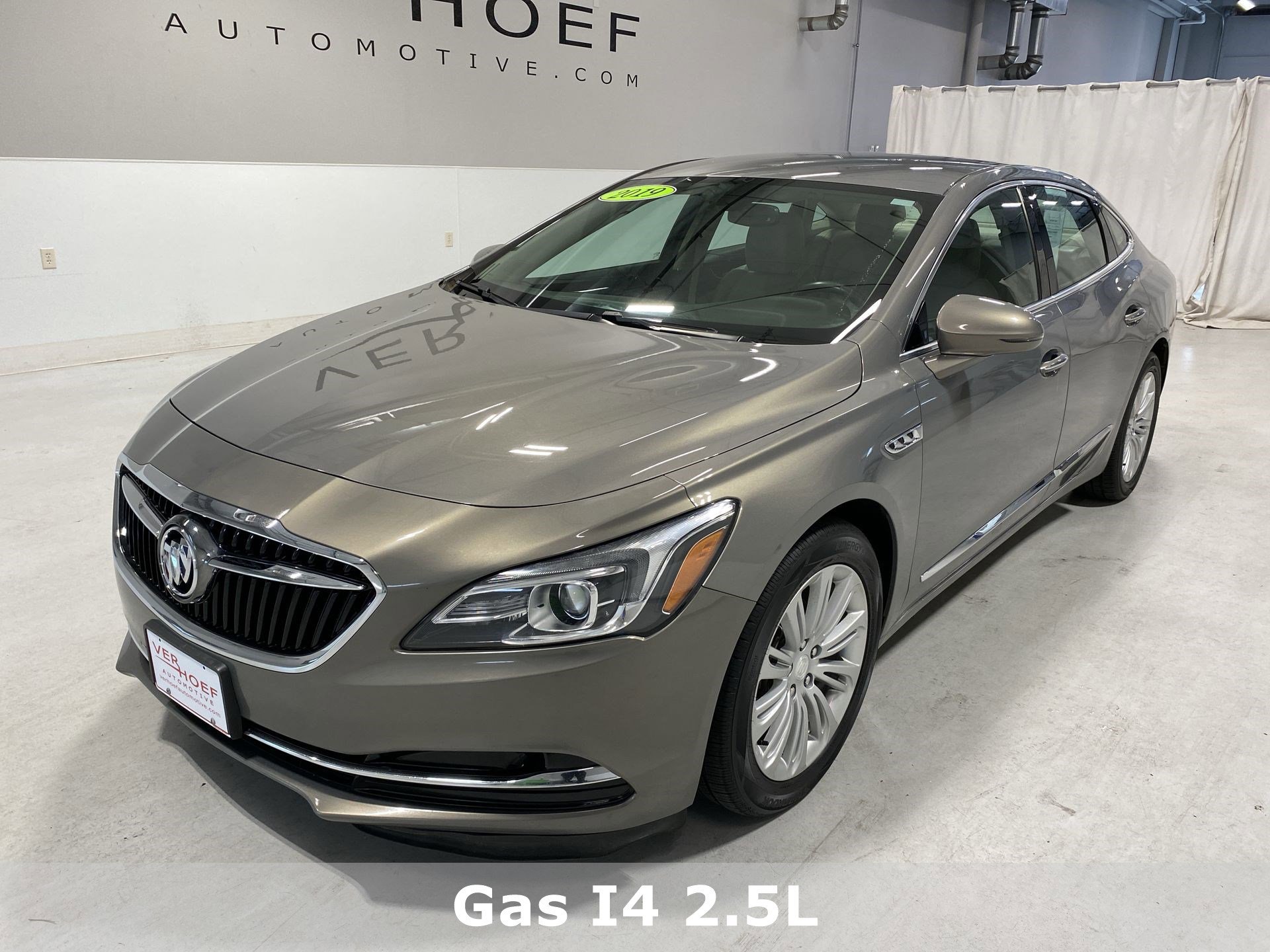 2019 Buick LaCrosse Preferred's photo