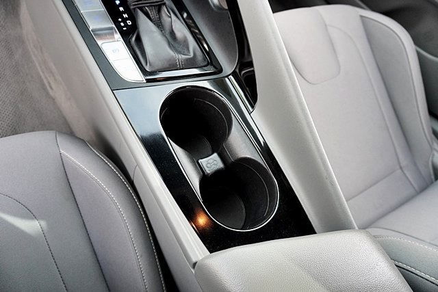 Used 2021 Gray Hyundai SEL image 29