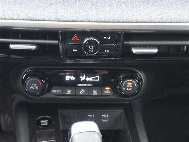 2026 Nissan Kicks SV photo 4