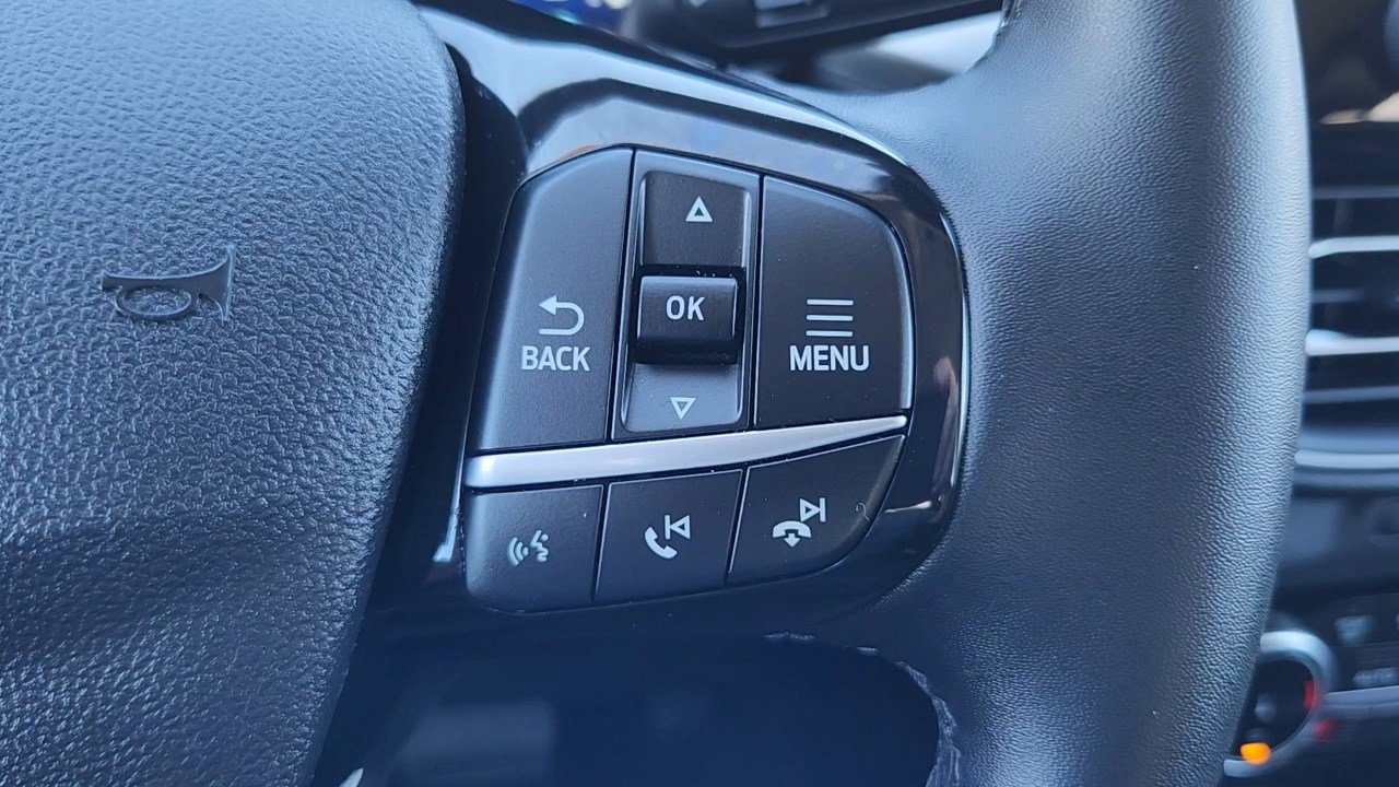 2022 Ford Escape Titanium Hybrid photo 12