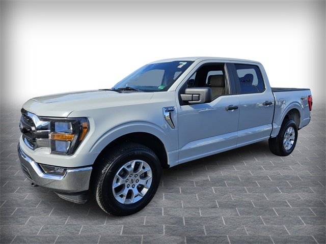 2023 Ford F-150 XLT photo 3