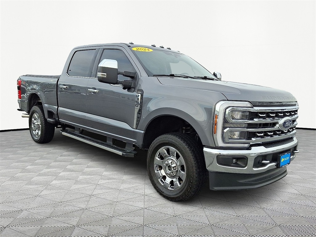 2024 Ford F-350 Super Duty Lariat's photo