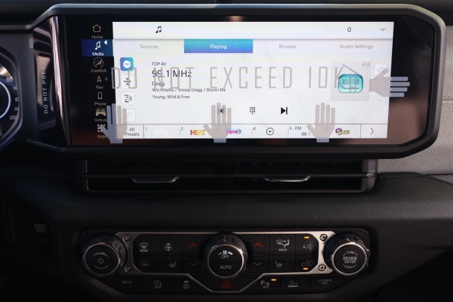 New 2025 Granite Crystal Metallic Clear-Coat Exterior Paint Jeep Willys image 27