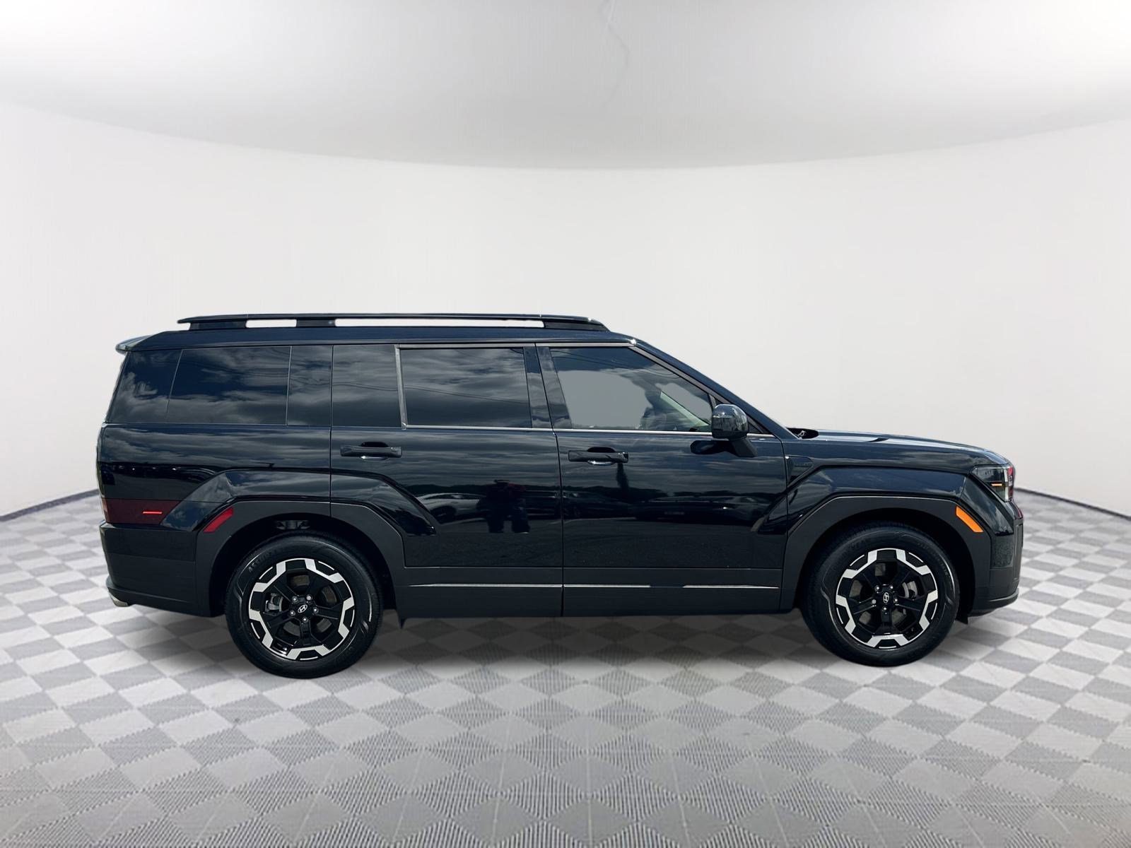 2024 Hyundai Santa Fe SEL photo 2