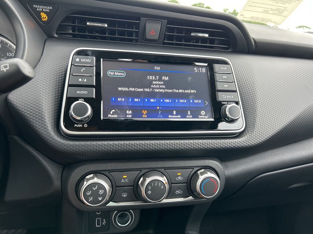 2024 Nissan Kicks S photo 24