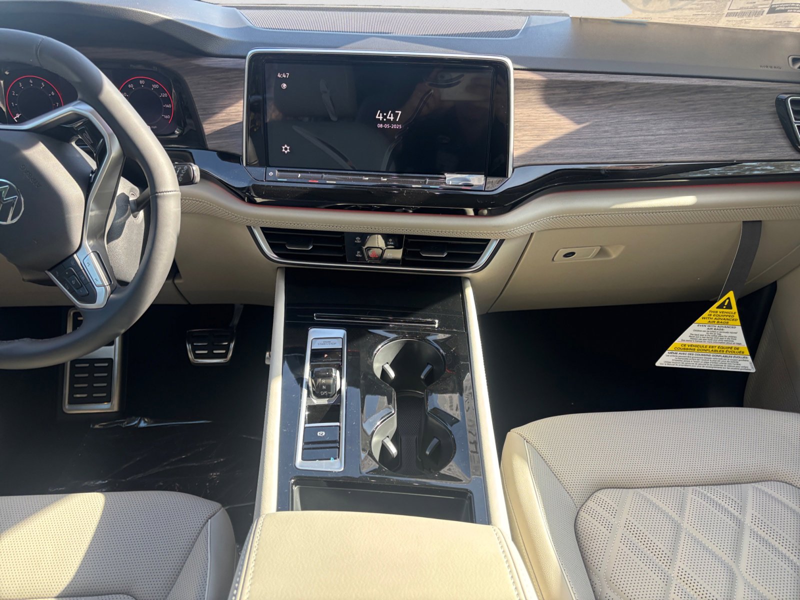 2025 Volkswagen Atlas SEL Premium R-Line photo 11