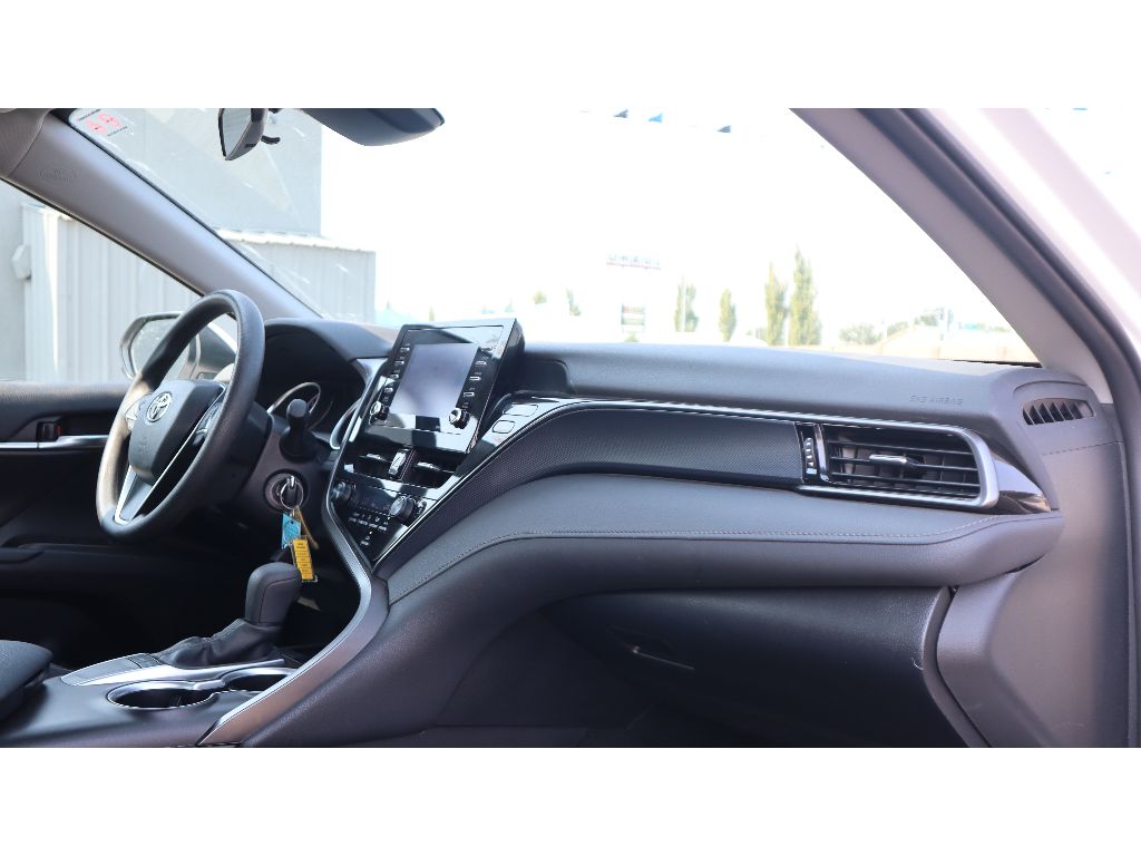 2024 Toyota Camry LE photo 17