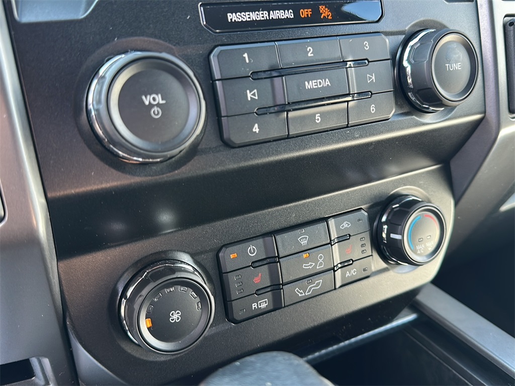 2020 Ford F-150 XLT photo 12