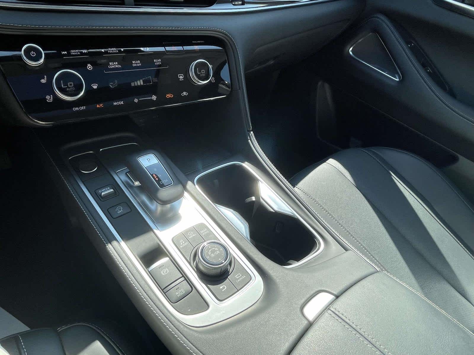 2025 Infiniti QX60 Luxe photo 23