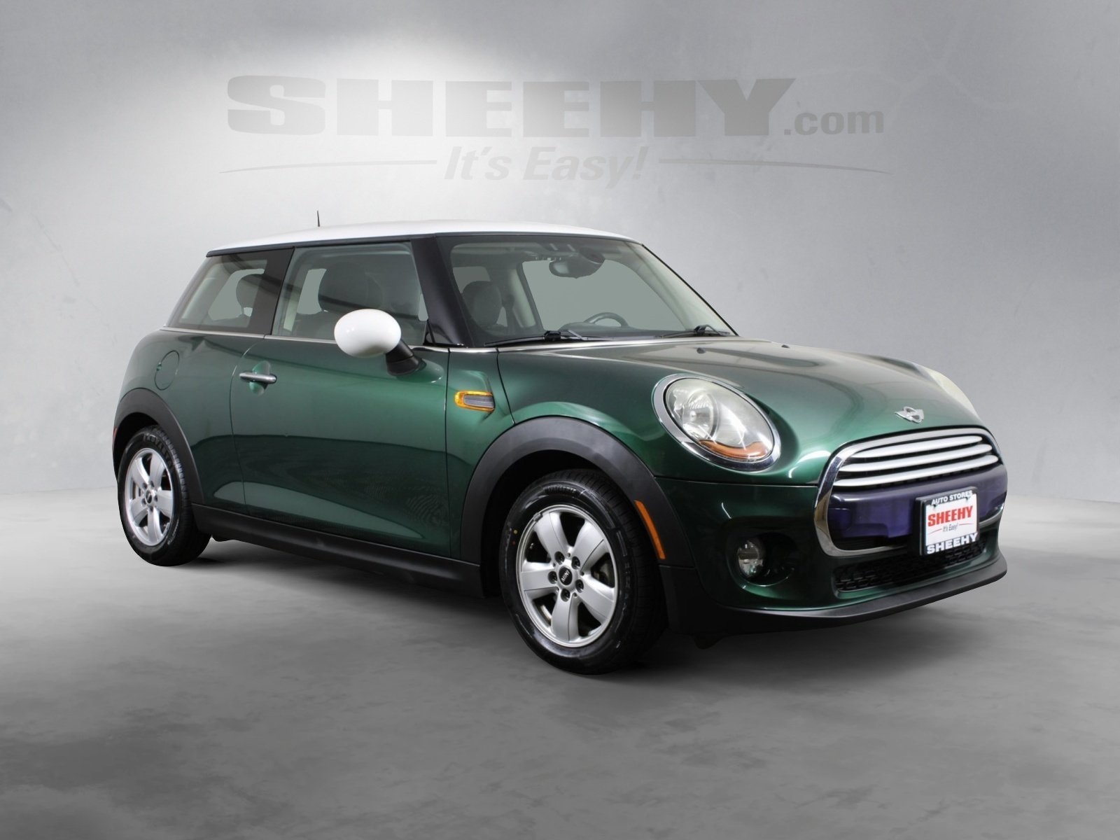 2015 Mini Cooper 2 Door Hardtop Base photo 2