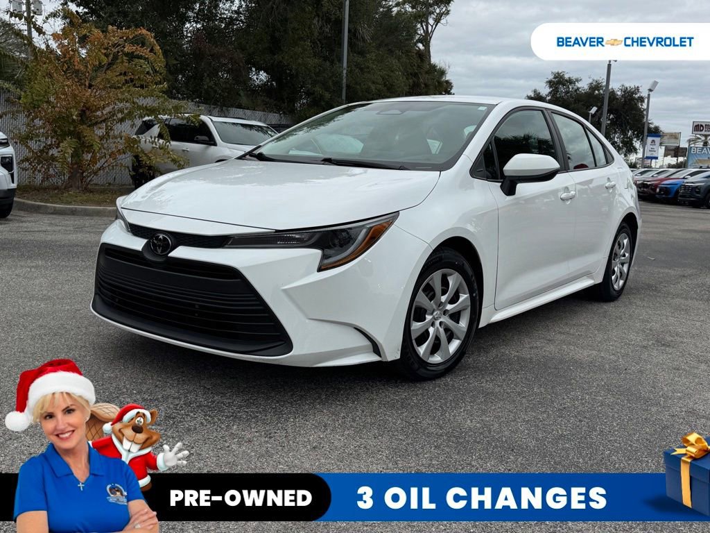 2024 Toyota Corolla LE's photo