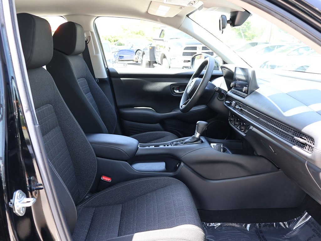 2023 Honda HR-V LX photo 21