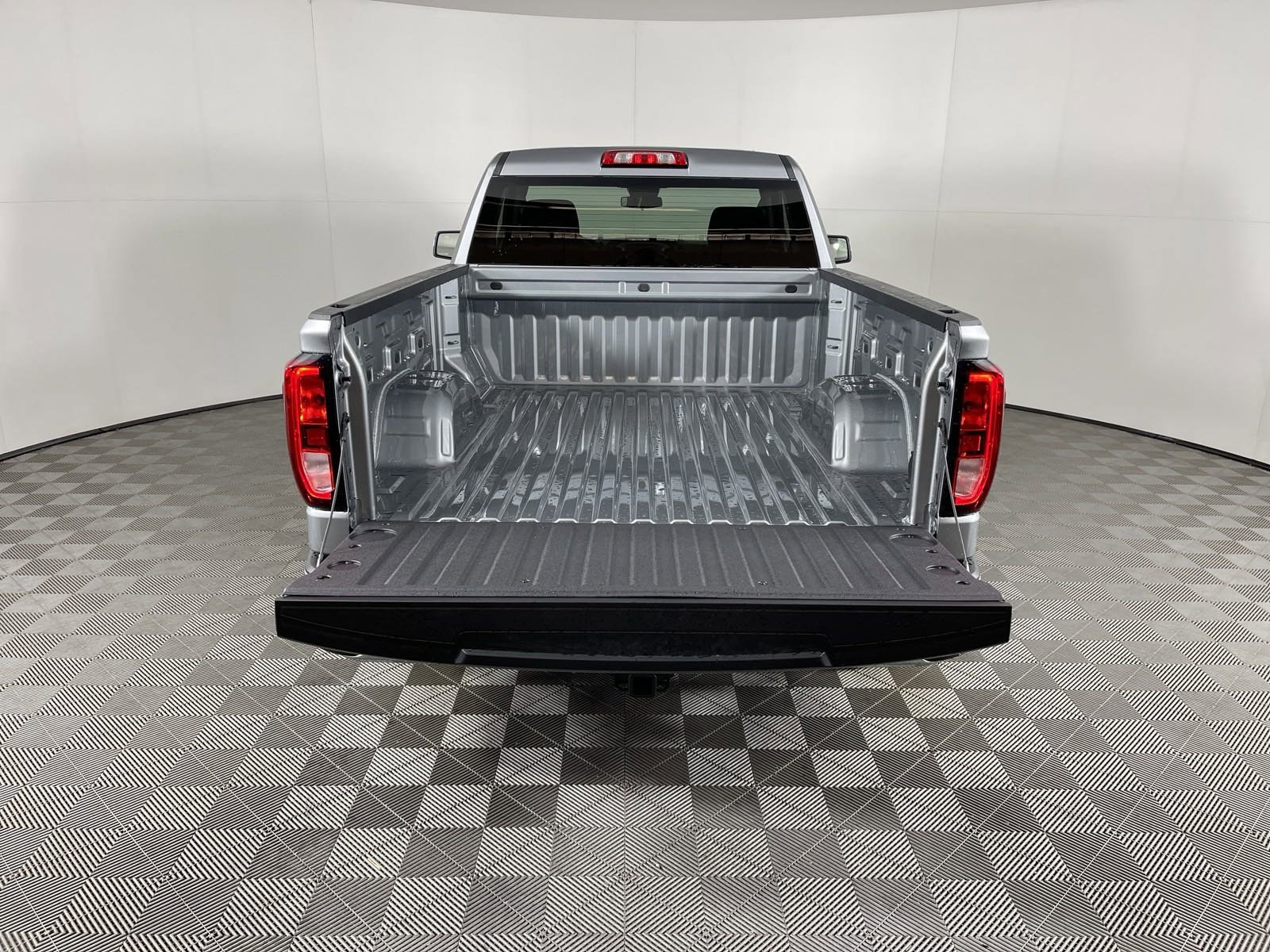 New 2024 GMC Sierra 1500 Pro Regular Cab in Altoona 24GT198 Stuckey GMC