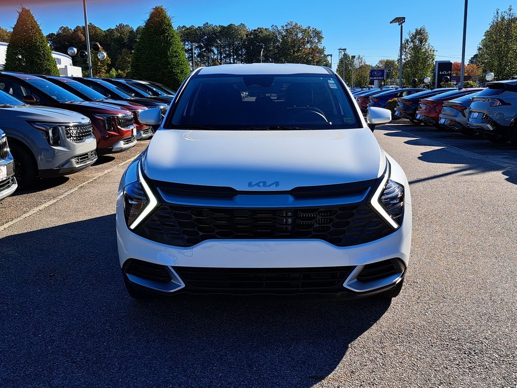 2024 Kia Sportage Hybrid LX photo 3