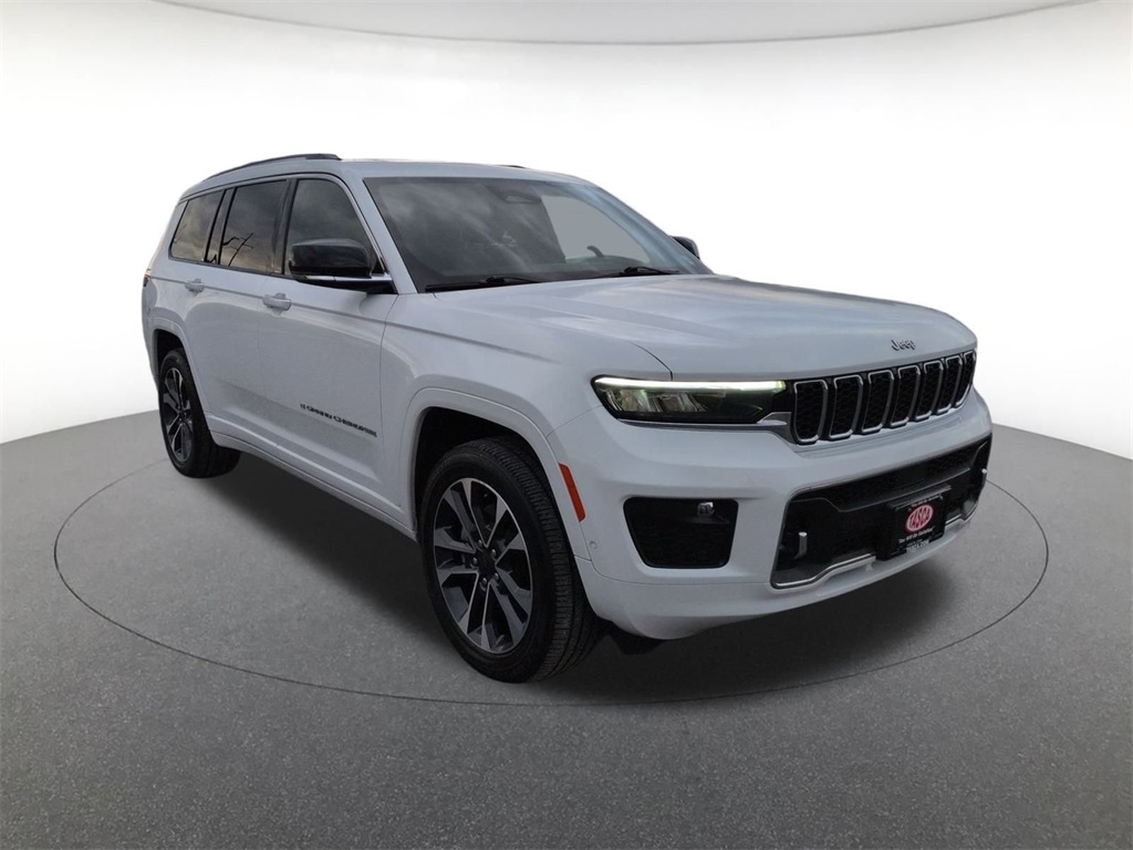 2023 Jeep Grand Cherokee L Overland's photo