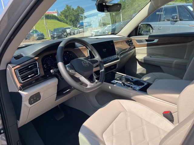2026 Volkswagen Atlas SE Technology photo 4