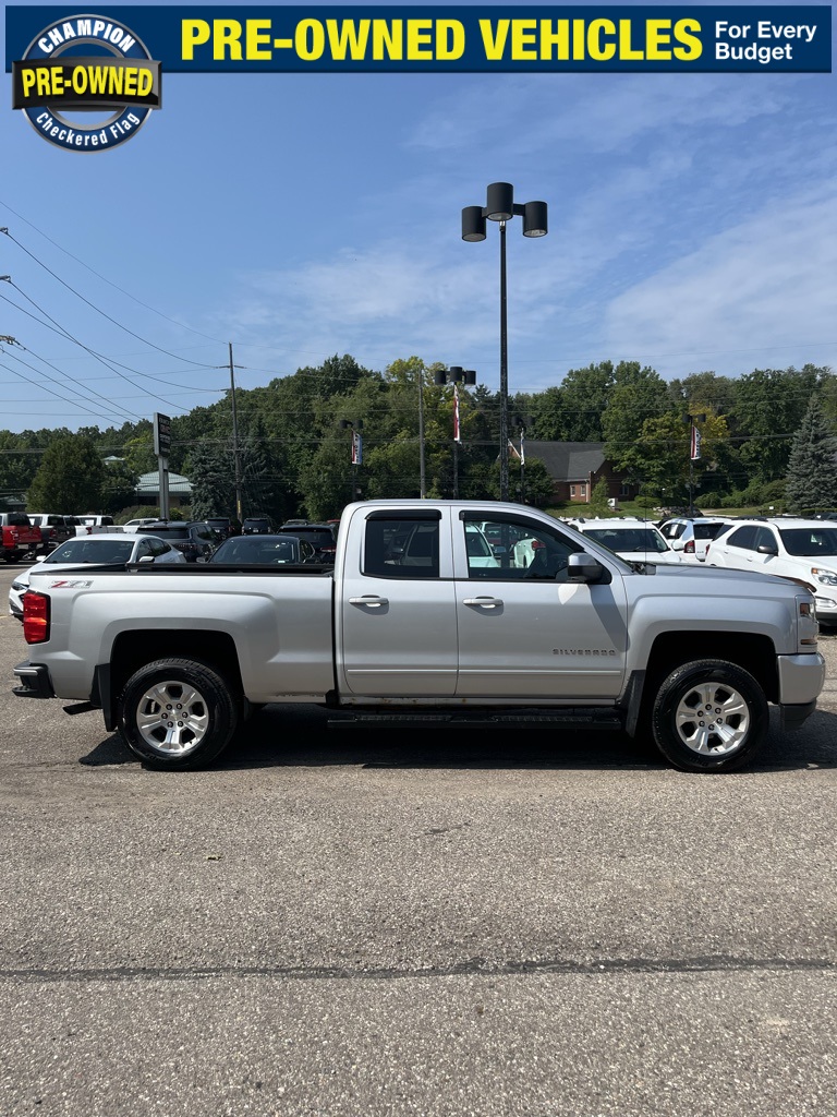 2017 Chevrolet Silverado 1500 LT2 photo 6