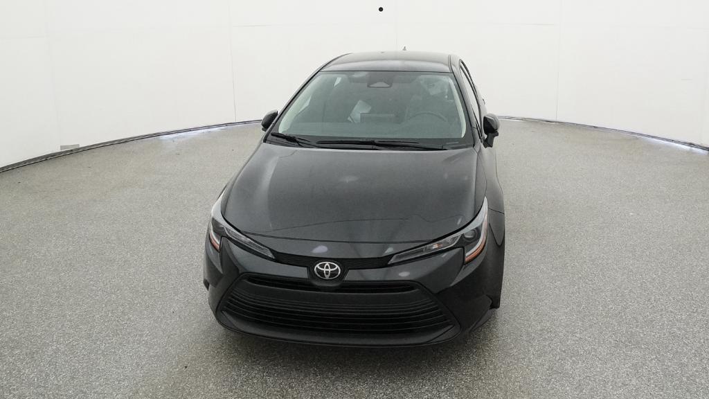 2025 Toyota Corolla LE photo 2