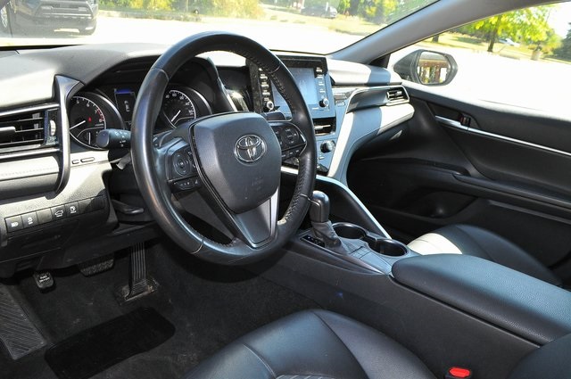 2023 Toyota Camry SE photo 9