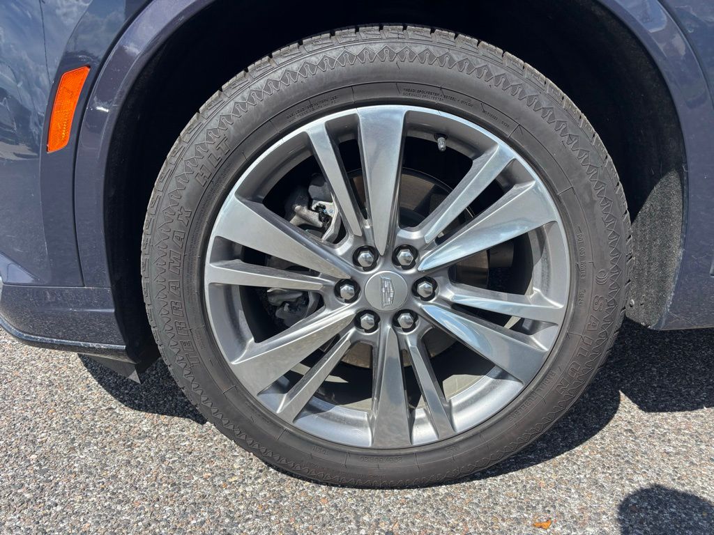 2025 Cadillac XT6 Premium Luxury photo 17