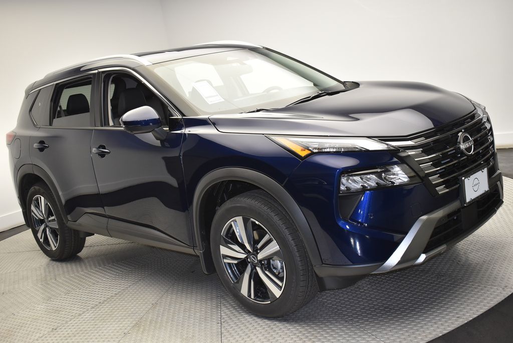 2025 Nissan Rogue SL photo 3