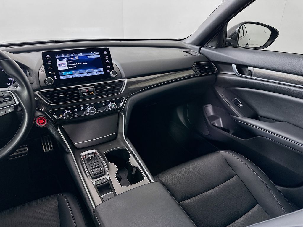 2022 Honda Accord 2.0T Sport photo 23