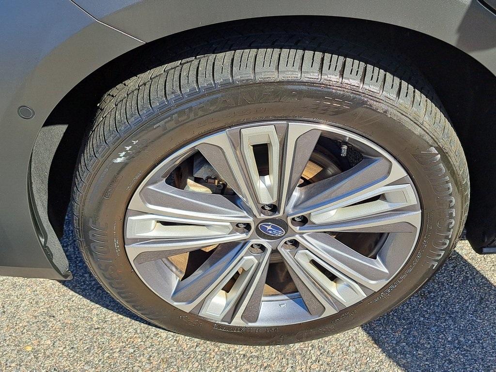 2023 Subaru Solterra Limited photo 29