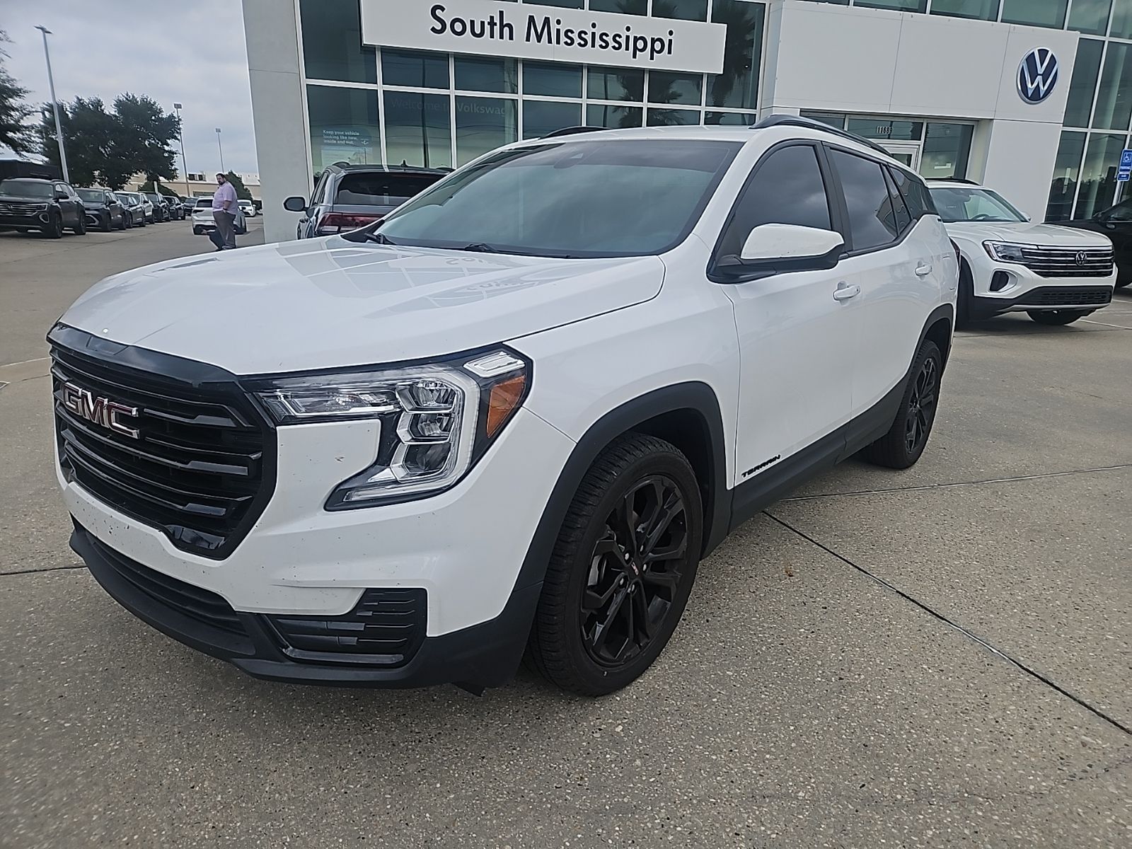 2022 GMC Terrain SLE's photo