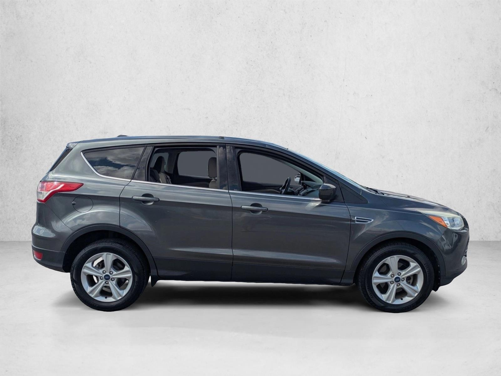 2016 Ford Escape SE photo 4