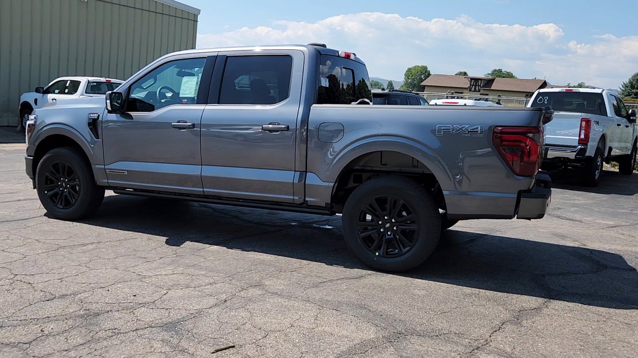 2025 Ford F-150 Platinum photo 4