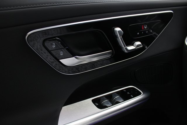 2025 Mercedes Benz GLC 300 4MATIC photo 22