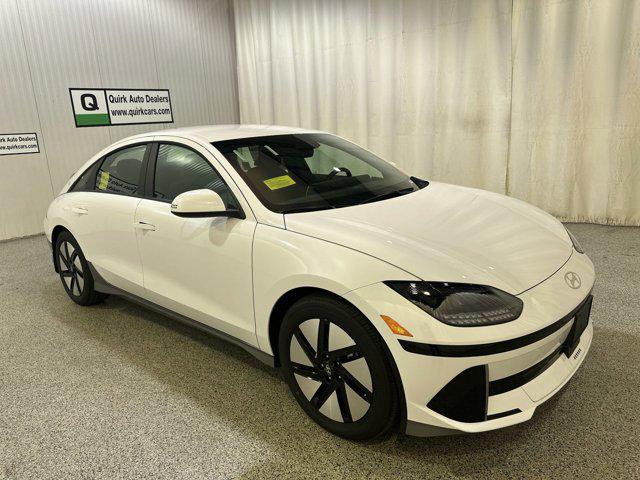 2025 Hyundai IONIQ 6 SE's photo