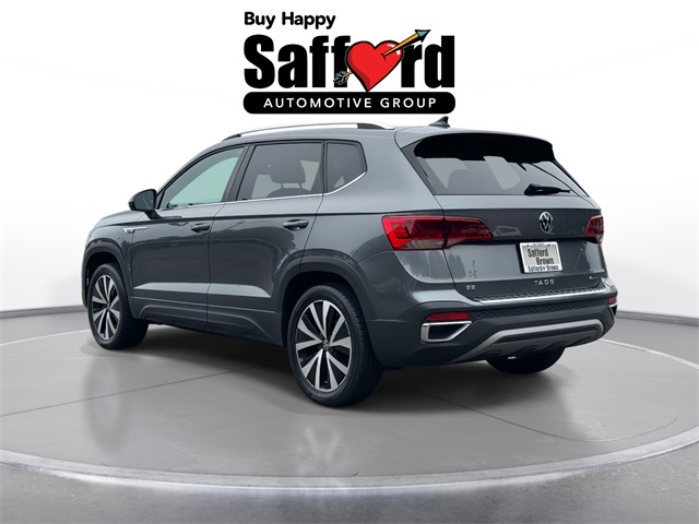 2023 Volkswagen Taos SE photo 6