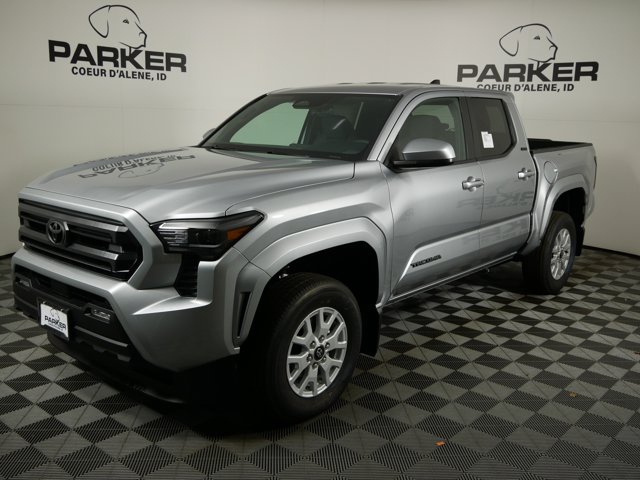 2026 Toyota Tacoma SR5's photo
