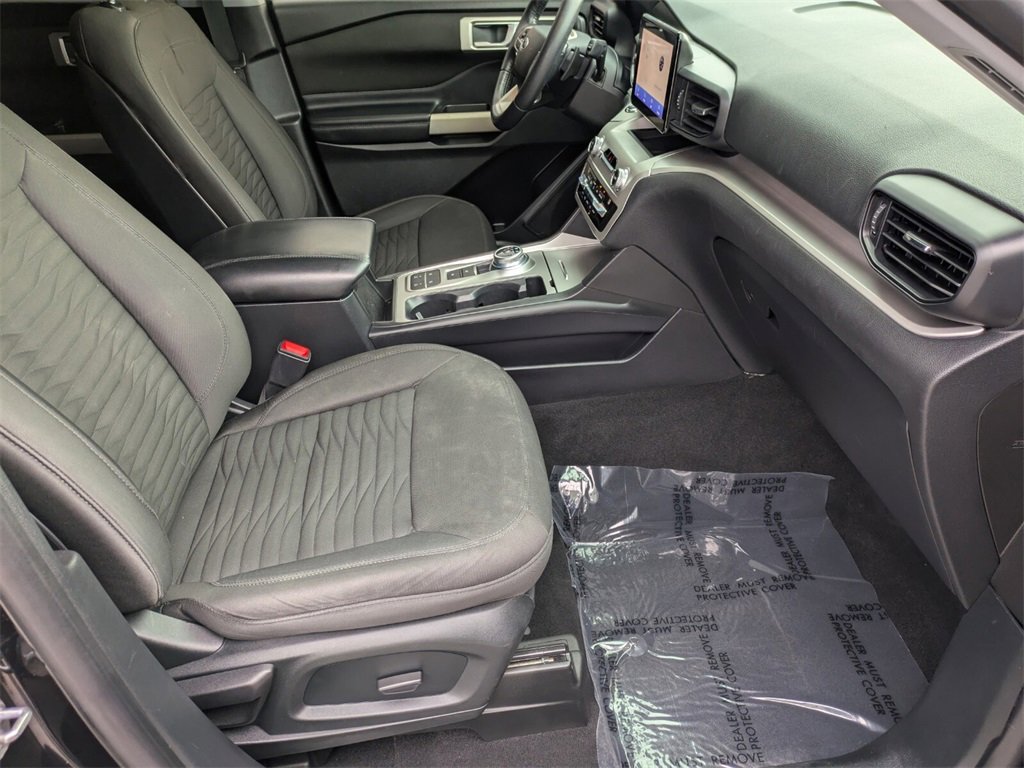 2020 Ford Explorer XLT photo 31