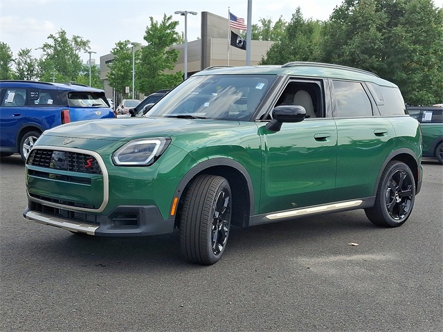 2025 Mini Countryman ALL4 Signature photo 3