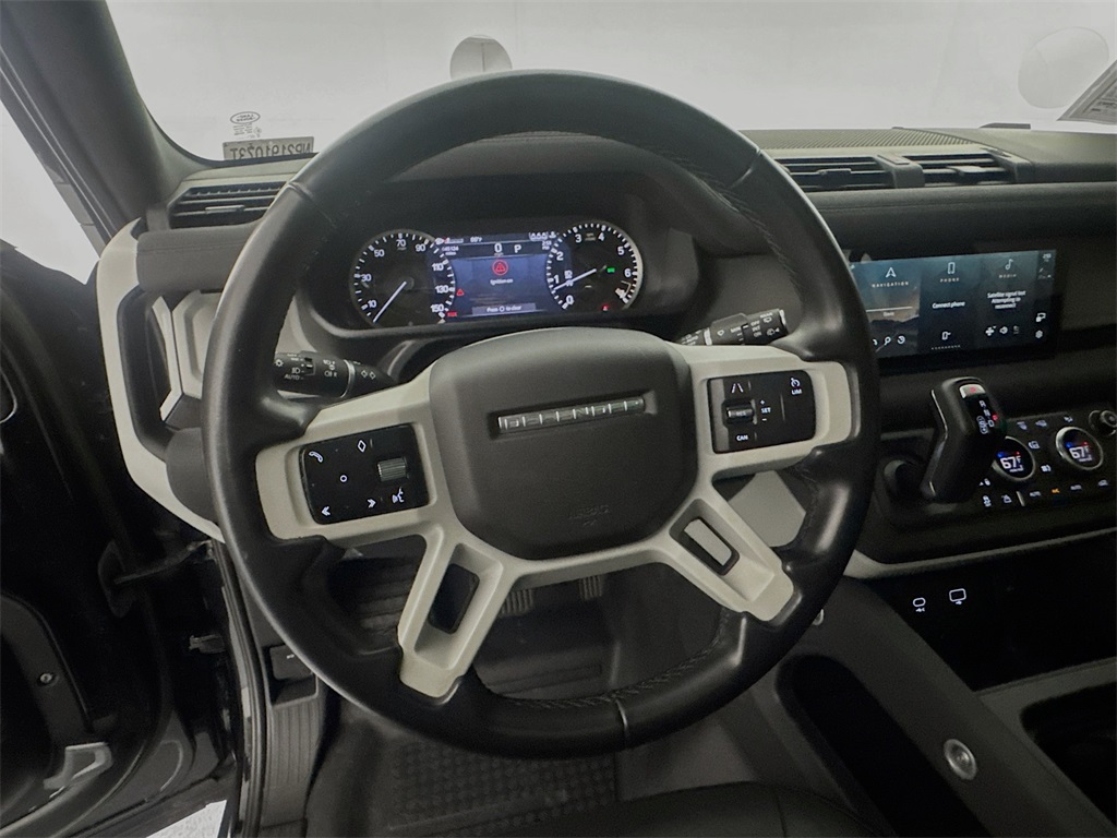 2023 Land Rover Defender 110 SE photo 8