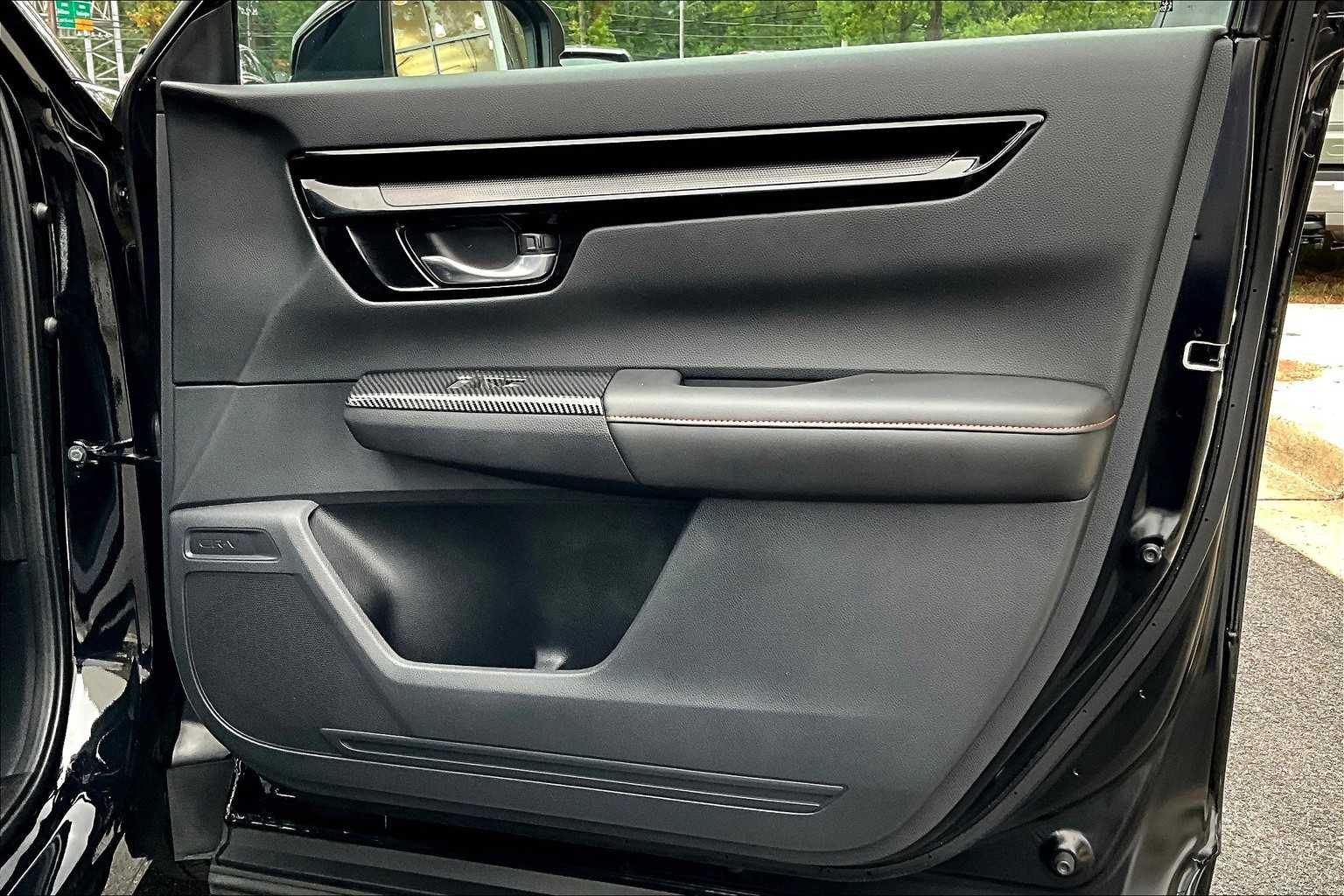 2025 Honda CR-V Hybrid Sport Touring photo 22
