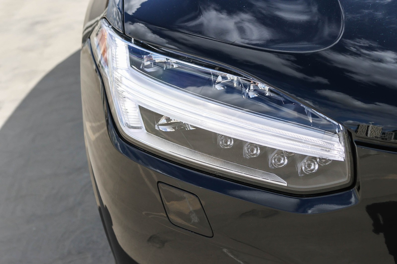 2022 Volvo XC90 Recharge Inscription Expression photo 10