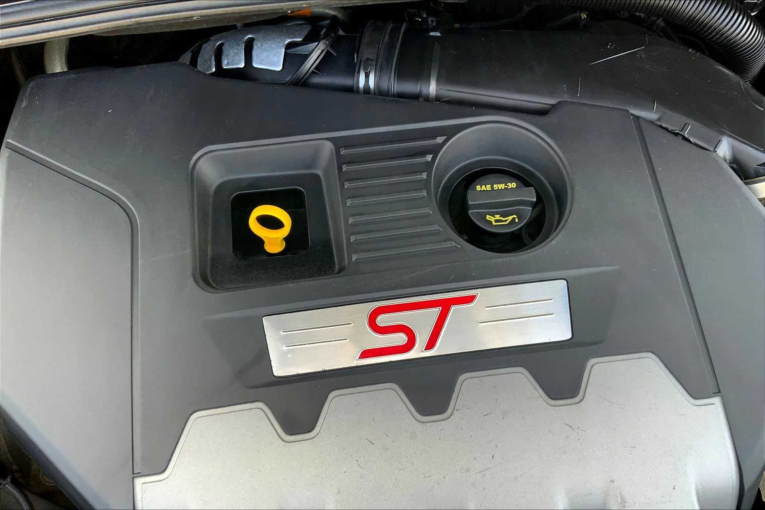 2017 Ford Focus ST photo 29