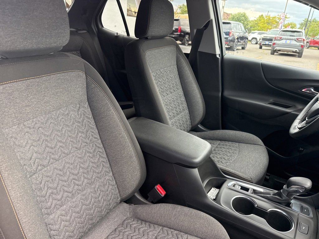 2023 Chevrolet Equinox LT photo 33