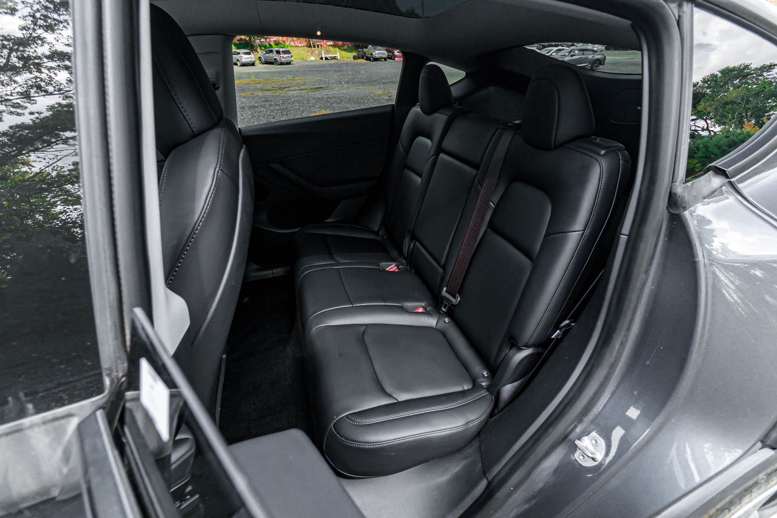 2023 Tesla Model Y Long Range photo 14