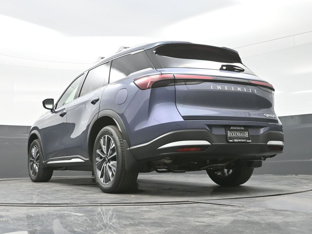 2026 Infiniti QX60 Luxe photo 21