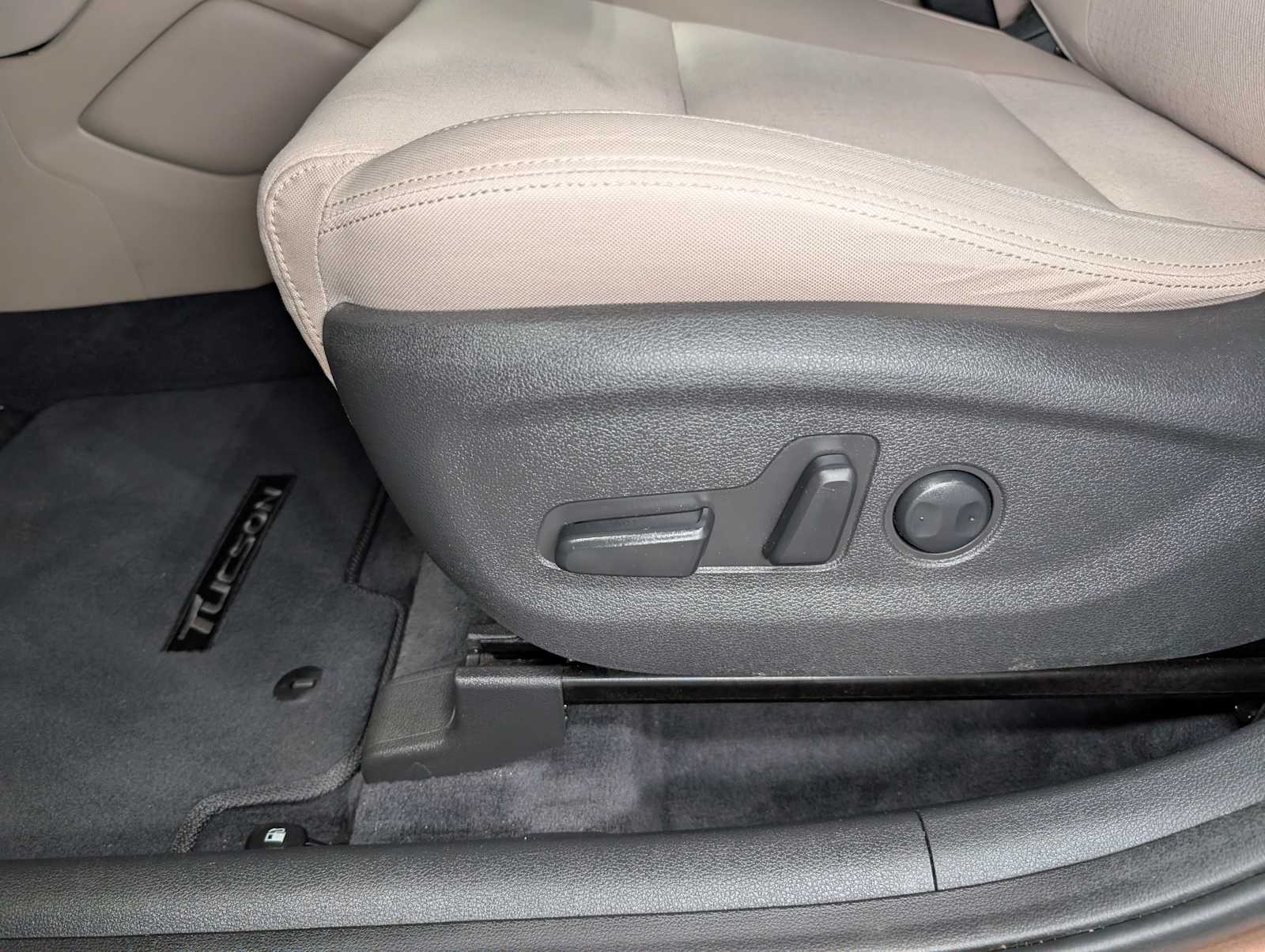 2017 Hyundai Tucson Sport photo 34
