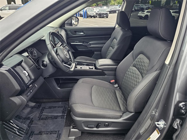 2022 Nissan Pathfinder SV photo 20