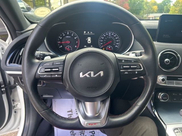 2022 Kia Stinger GT1 photo 25